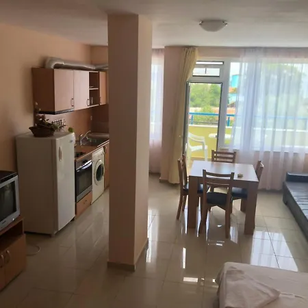 Apartman бриз 1 *
