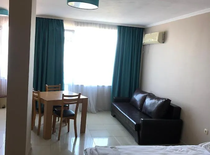 бриз 1 * Gmina Pomorie