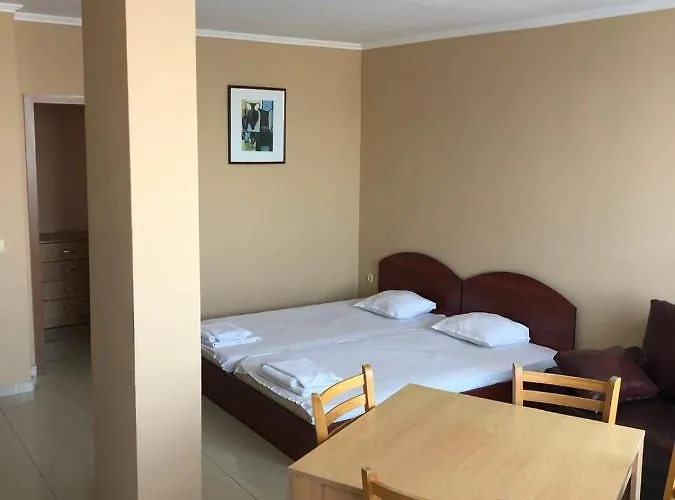 бриз 1 Apartament *
